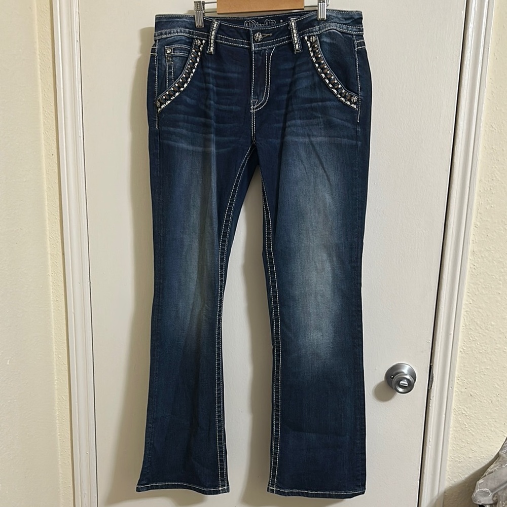 EUC Miss Me Embellished Bootcut Women's Blue Jeans